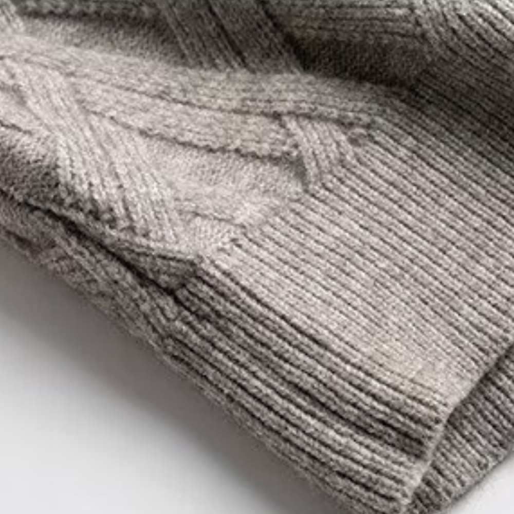 ALARIC FINN KNITTED SWEATER